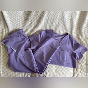 FIGS SCRUBS SET